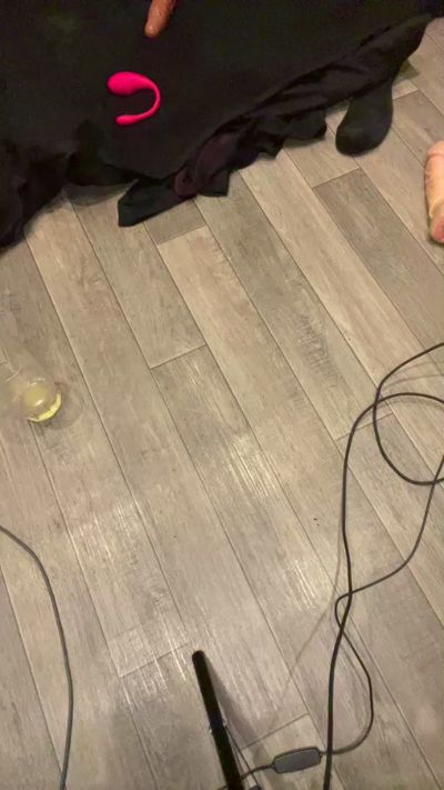 Analqueen2204's Profile
