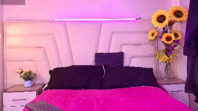 Elly_Astown's Profile