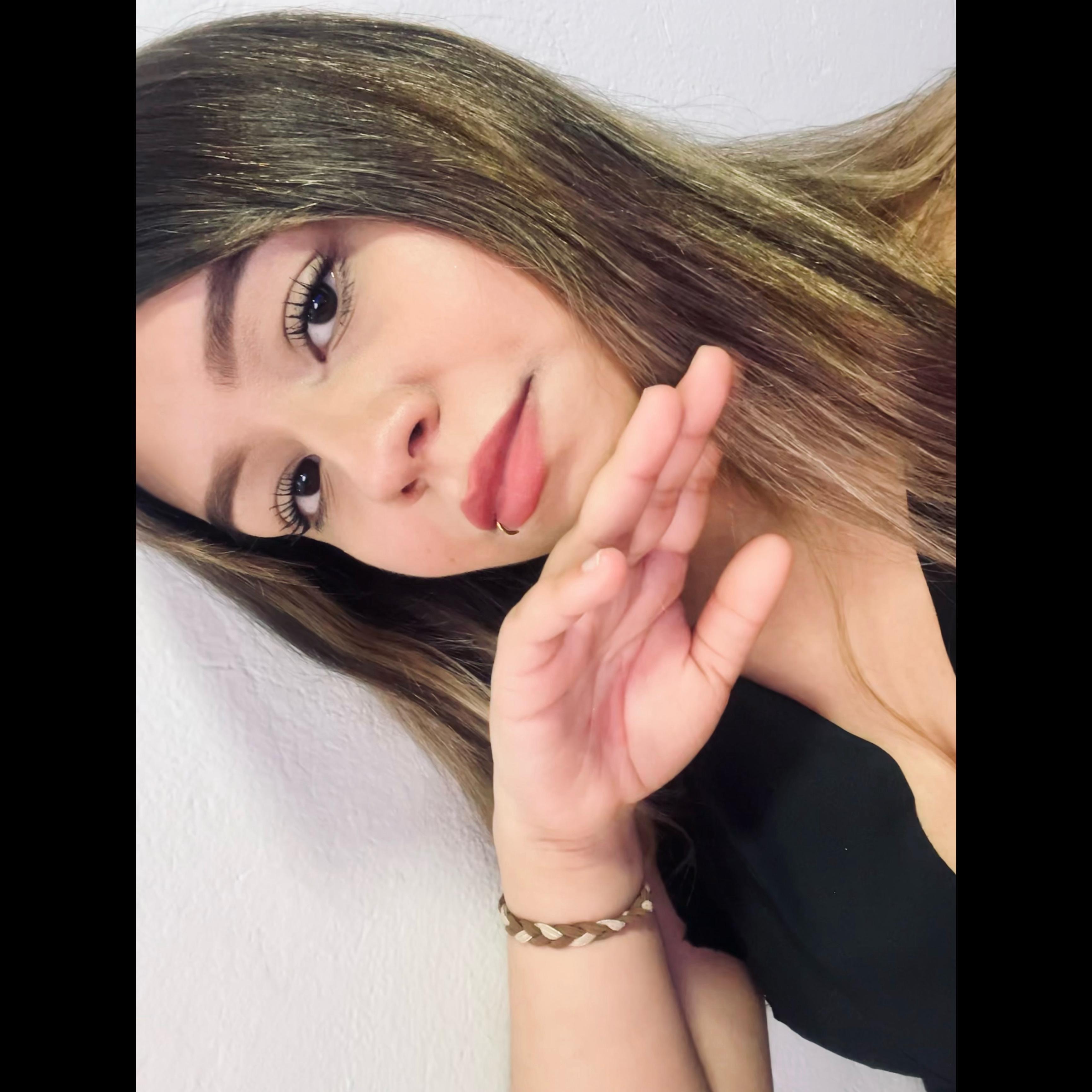 Emma22_'s Profile