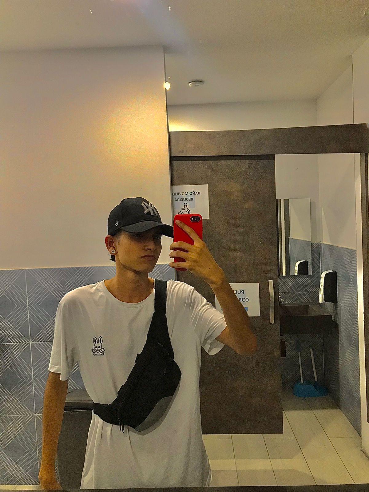 Ethaan_Boy's Profile