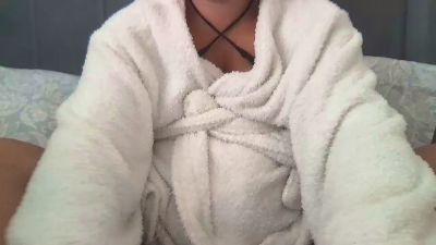 FlirtyFraya's Profile