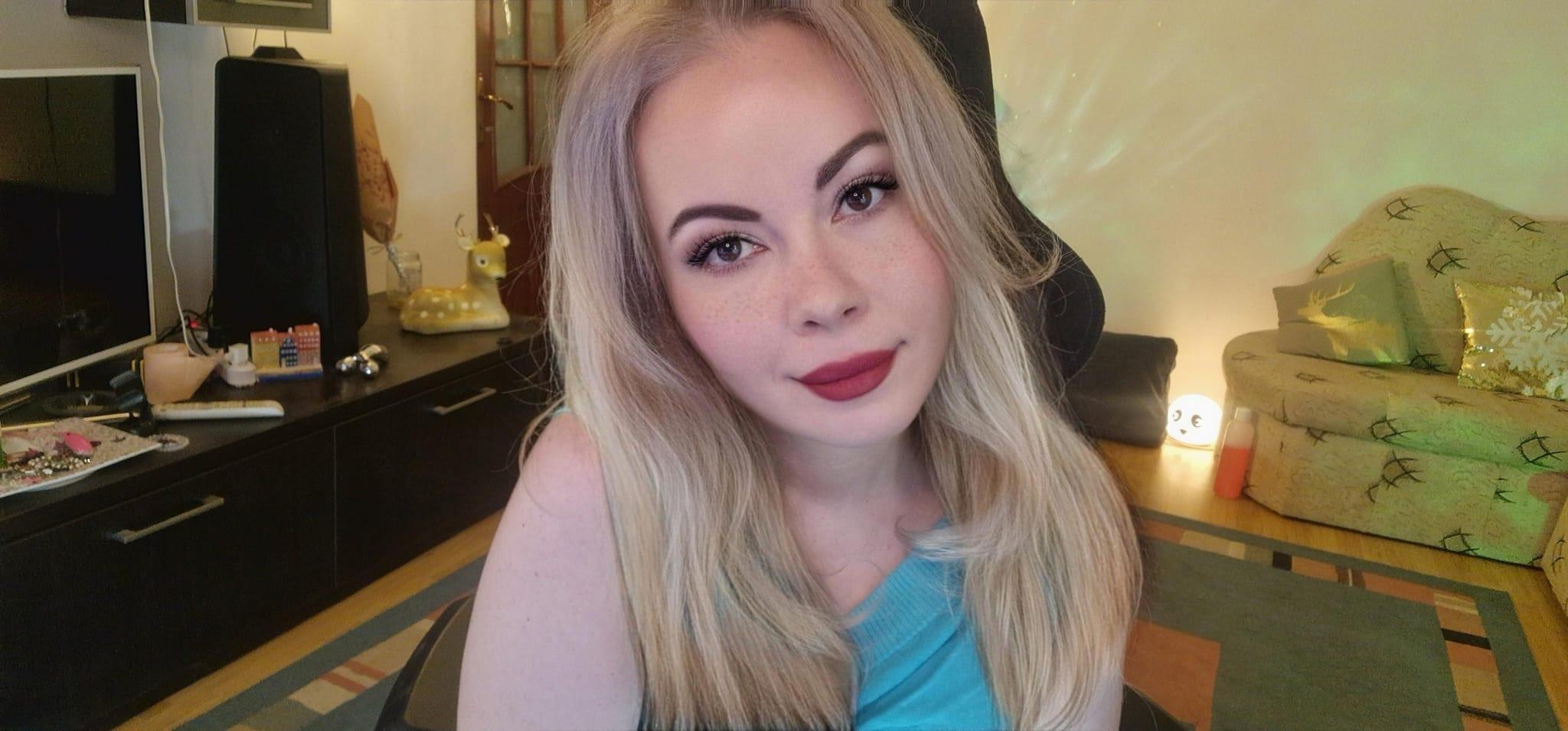 HotLynn42's Profile