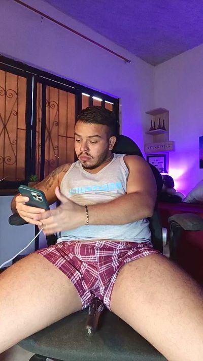 I_AM_CHARLY's Profile