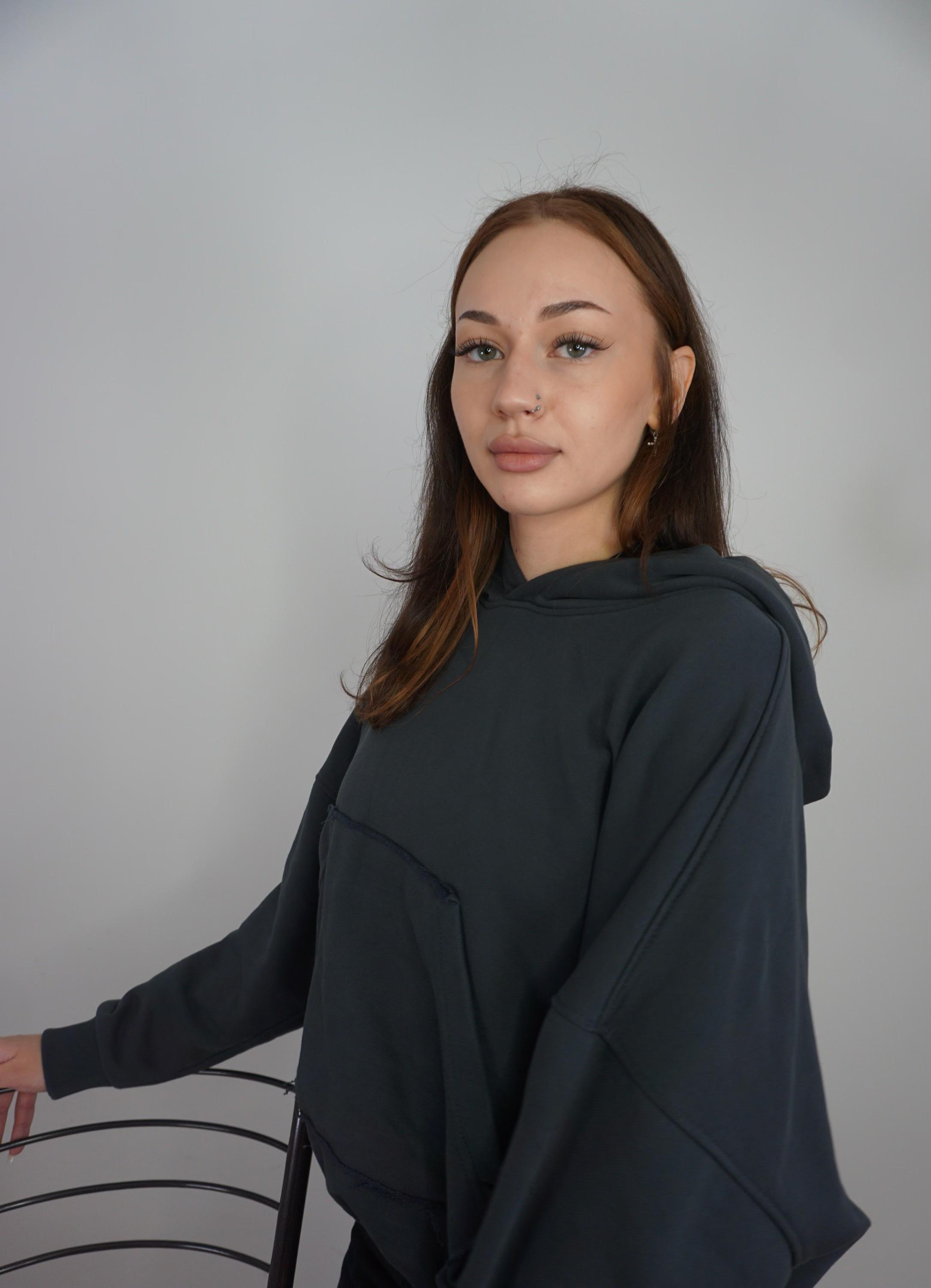 MeridithMchone's Profile