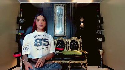 Nashla_21's Profile