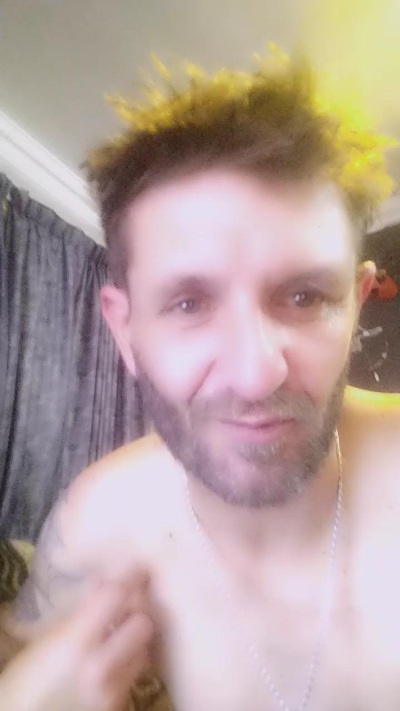 Nawtyteenslave's Profile