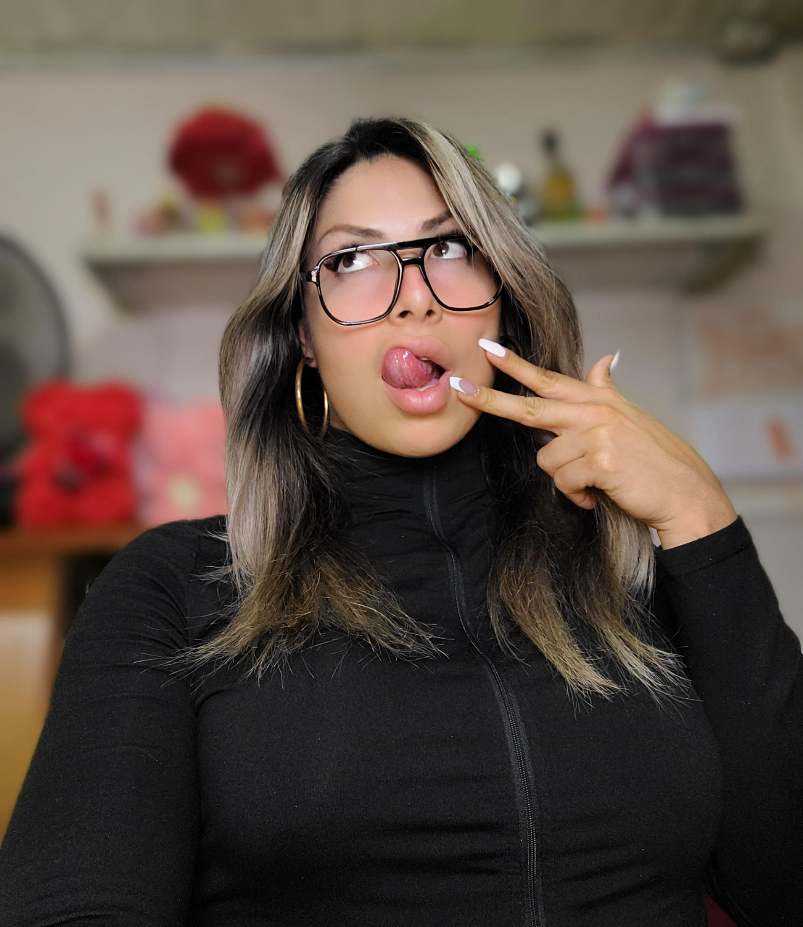 VaniaSexy23's Profile