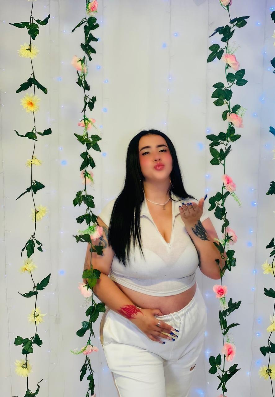 Victoria_Rossy Profile Image