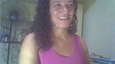 leticiaquer's Profile